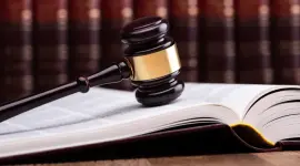 La Constitución puede modificarse a través de tres vías establecidas en su propio cuerpo.