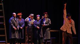 La Fundación Teatro Nacional Sucre tiene entre sus objetivos promover el desarrollo, difusión, promoción y producción de las artes escénicas y musicales en Quito.