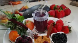La colada morada es una bebida tradicional el Día de Difuntos.