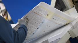 El material para la consulta y referéndum está resguardado por militares.