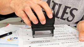 Avance de impresión de papeletas y material electoral en Ecuador