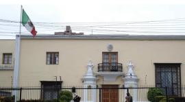 Perú negó que exista la posibilidad de ingresar por la fuerza a la Embajada mexicana en su país.