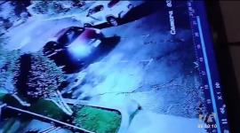 Sospechosos interceptaron a los ocupantes de un vehículo en Quito, les robaron sus pertenencias y el automóvil, y luego los abandonaron en Calderón.

Un reportaje de Gustavo Jaramillo