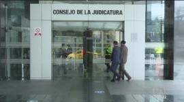 Exfuncionarios del Consejo de la Judicatura fueron señalados por una excolaboradora. La denunciante asegura que se exigían hasta 15 mil dólares para ingresar a la función judicial.

Un reportaje de Fausto Yépez
