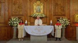 Misa del domingo con el padre Allan Mendoza desde la Capilla La Dolorosa del colegio San Gabriel de Quito.