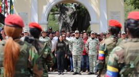 Militares venezolanos participan en maniobras de defensa tras el anuncio del ministro Padrino López.