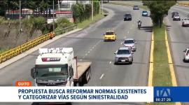 El Concejo Metropolitano analizará un proyecto de ordenanza que, además de mantener la restricción de circulación, contempla sanciones y nuevas obligaciones para el transporte pesado en Quito.

Un reportaje de Stephany Paz