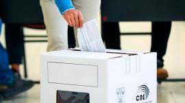 Voto en el exterior convoca a más de 400 mil ecuatorianos en tres circunscripciones