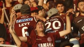 Hinchas de Lanús anuncian la llegada para
