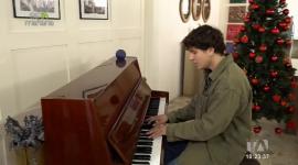 El cantautor ecuatoriano Di Capo nos cuenta todo sobre su carrera musical, su paso por la TV y cómo prepara varias canciones próximas a lanzarse.