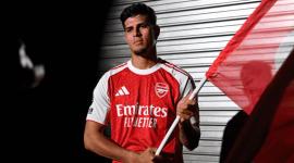 El defensa ecuatoriano Piero Hincapie fue el último fichaje del Arsenal.