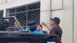 Agentes metropolitanos fueron grabados en un violento operativo en Guayaquil.
