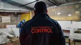 La AMC clausuró dos camales en Quito el martes 25 de noviembre del 2025.