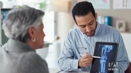 La especialista Isabel Espinoza nos explicó todo lo que debemos saber sobre la osteoporosis, una enfermedad silenciosa pero frecuente.