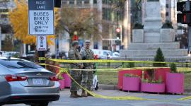 Miembros de la Guardia Nacional de Estados Unidos custodian este miércoles, cerca de la Casa Blanca en Washington (Estados Unidos).
