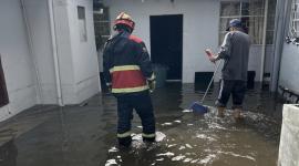 Fuertes lluvias ocasionaron daños y caos en Quito.