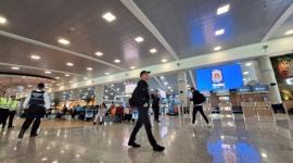 Los controles en los aeropuertos de Ecuador se intensificarán a partir de diciembre.