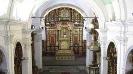 La obra drag 'Aristócratas' se llevó a cabo en la capilla del Museo de la Ciudad.