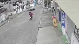 La motocicleta se ha convertido en uno de los medios de transporte más usados por los ciudadanos; sin embargo, el exceso de velocidad ha incrementado la cifra de fallecidos en siniestros viales. 

Un reportaje de Mishell Villacís