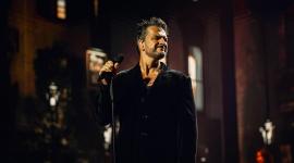 Ricardo Arjona vuelve a los escenarios para promocionar su disco 'Seco'.