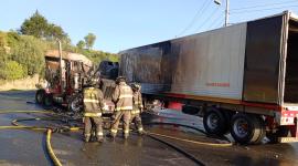 Una persona falleció producto de un aparatoso choque e incendio de dos tráileres