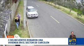 Sospechosos robaron una vivienda ubicada en el sector de Carcelén, en el norte de Quito. Las personas permanecieron cerca de 30 minutos en el inmueble y causaron un perjuicio económico aproximado de ocho mil dólares.

Un reportaje de Gustavo Jaramillo