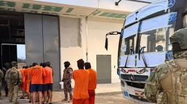 Personal de la Armada custodió el traslado de los presos desde la cárcel Regional de Guayaquil