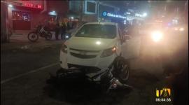 Tras una persecución policial de más de diez minutos, fue capturado en el norte de Quito un sospechoso dedicado al robo de autopartes. Durante el intento de fuga, el hombre hirió a un policía.

Un reportaje de Mishell Villacís