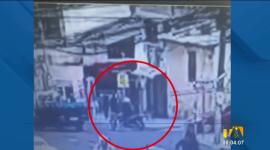 Hombres robaron cerca de 100 mil dólares a un ciudadano de nacionalidad china, en un hecho registrado en el sector de El Condado, en el norte de Quito. Durante el asalto, dos personas resultaron heridas y fueron atendidas por personal de emergencia.

Un reportaje de Juan Miguel Rodríguez