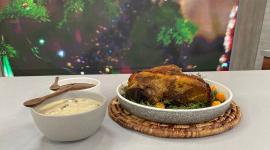 Un brazo de cerdo para las fiestas de Navidad y Fin de Año