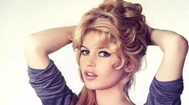 La actriz y modelo francesa falleció a los 91 años y dejó su fortuna a los animales.