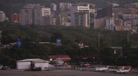 Caracas amanece bajo tensión por la caída del dictador Nicolás Maduro