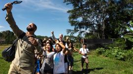 Will Smith en uno de sus recorridos por la Amazonía de Ecuador para grabar dos capítulos de su mini serie.