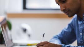 Las becas para ecuatorianos incluyen estudios a nivel de grado, posgrado y especializaciones.