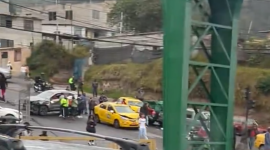 Siniestro de tránsito en la av. Occidental y Legarda en el norte de Quito