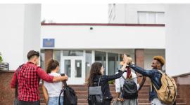 Feria 'Juntos a la U' ayuda a jóvenes a decidir qué carrera estudiar