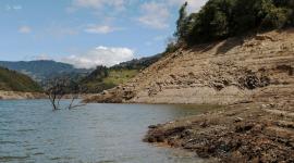 El embalse de Mazar se ubica en la cuenca del río Paute,. en Azuay.