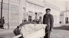 Guillermo Larregui, 'El Vasco de la Carretilla', fotografiado durante su viaje.