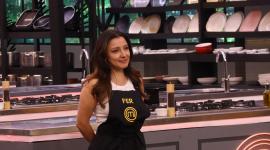 Fer Guevara, integrante de Las Lolas, se despide de MasterChef Celebrity Ecuador.