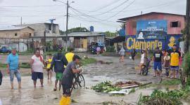 Las fuertes lluvias ocasionaron inundaciones en la provincia de El Oro.