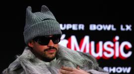 SAN FRANCISCO, CALIFORNIA - FEBRUARY 05: Bad Bunny is interviewed during the Super Bowl LX Pregame & Apple Music Super Bowl LX Halftime Show Press Conference at Moscone Center West on February 05, 2026 in San Francisco, California.   Chris Graythen/Getty Images/AFP (Photo by Chris Graythen / GETTY IMAGES NORTH AMERICA / Getty Images via AFP)