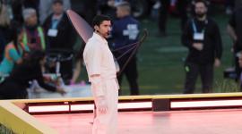 Bad Bunny se presentó en el medio tiempo del Super Bowl 60, en California.