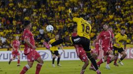 En el estadio Banco Pichincha, Barcelona cayó ante Argentinos Junior en partido por Copa Libertadores.Fotos: César Muñoz/API