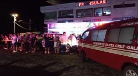 Embarcación con turistas naufraga en la Isla Santa Cruz en Galápagos