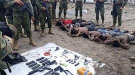 Armas y municiones decomisadas durante operativo en Pedernales.