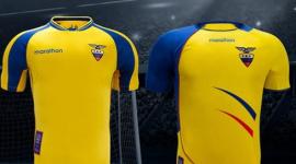 Las camisetas de los primeros dos Mundiales de Ecuador 2002 y 2006.