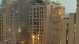 El lujoso hotel Fairmont The Palm se incendió este sábado 28 de febrero del 2026.