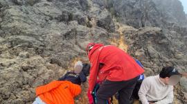 El Cuerpo de Bomberos de Quito realizó el rescate la noche del sábado.