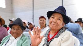 Los adultos mayores en condición de vulnerabilidad pueden recibir una pensión alimenticia en Ecuador.