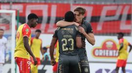 El festejo del Deportivo Cuenca en el tanto ante Aucas